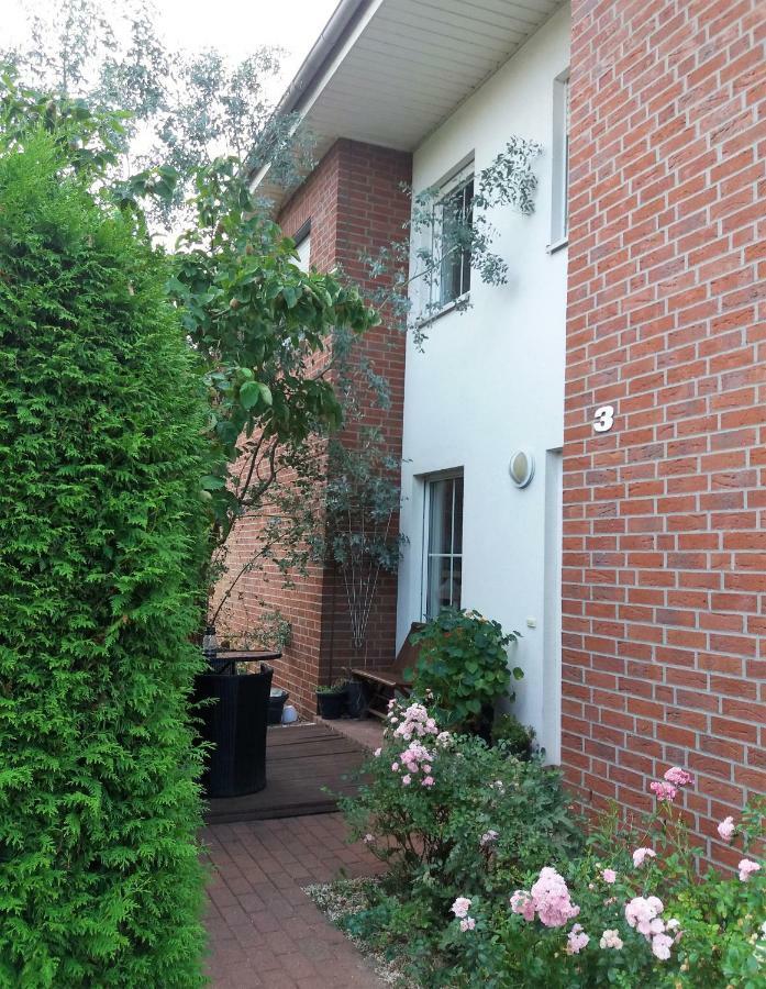 Ruhiges Zimmer Direkt An Den Leineauen Hemmingen  Bagian luar foto